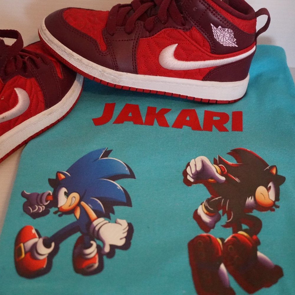 Title-sonic custom tee shirt for kids